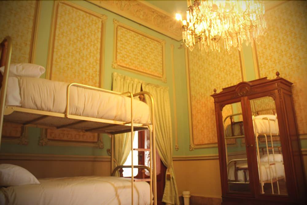 Leonora Hostal Puebla Eksteriør billede